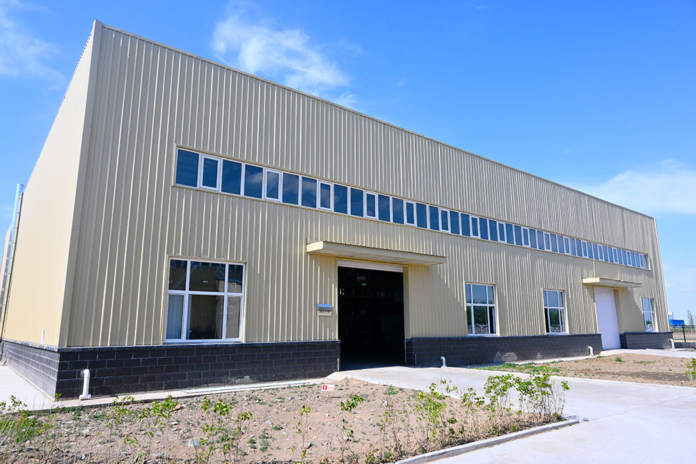 弘图药业gmp标准化生产车间5月份开工以来,项目办公楼完成主体施工